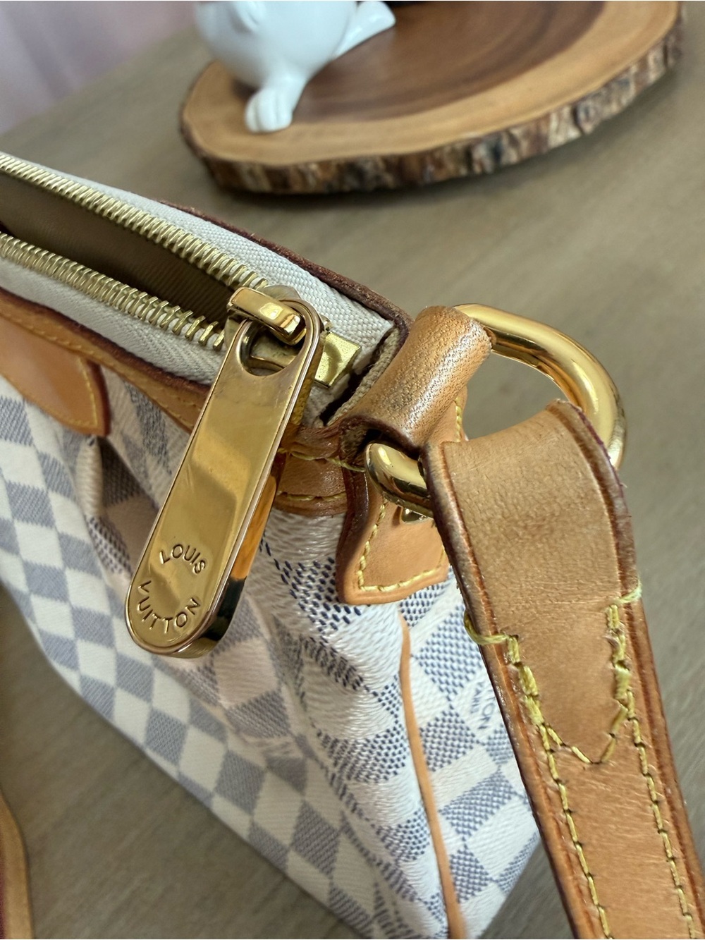Authentic Louis Vuitton Siracusa PM Damier Azur Shoulder Bag - Picture 9 of 14